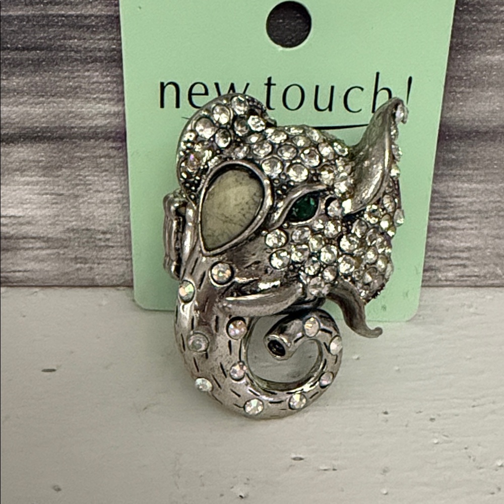 Silver Elephant Ring with Rhinestones - Picture 2 of 6